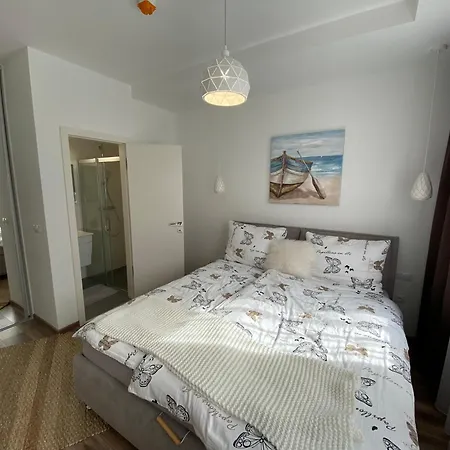 Apartment Ady13 Vendeghaz *